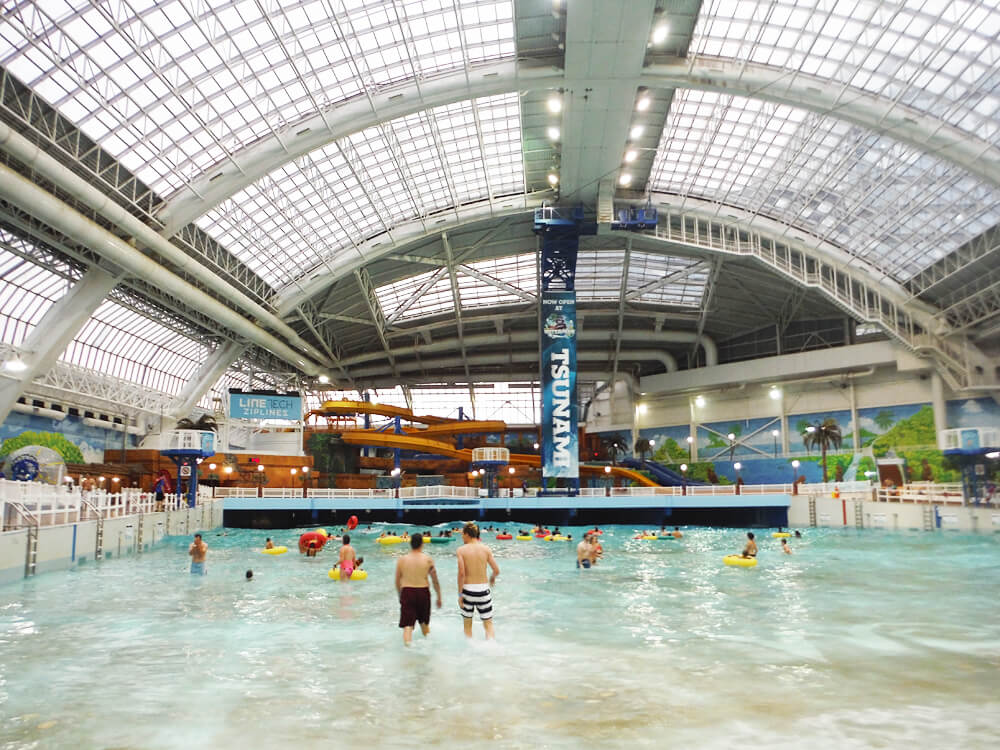 West Edmonton Mall - World Water Park - Edmonton - Water Slides