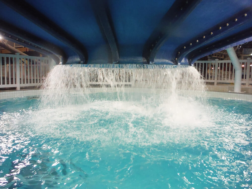 West Edmonton Mall - World Water Park - Edmonton - Water Slides