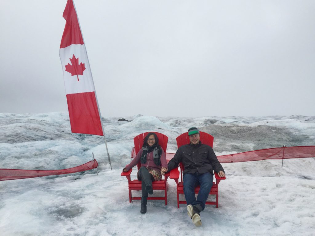 Travel Jasper - Explore Alberta - Canadian Rockies - Columbia Icefield Athabasca Glacier