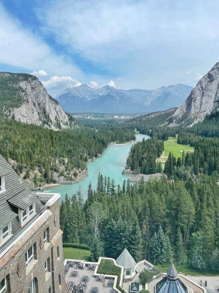 Instagrammable Fairmont Banff Springs Resort Hotel Photo Spots - Explore Alberta